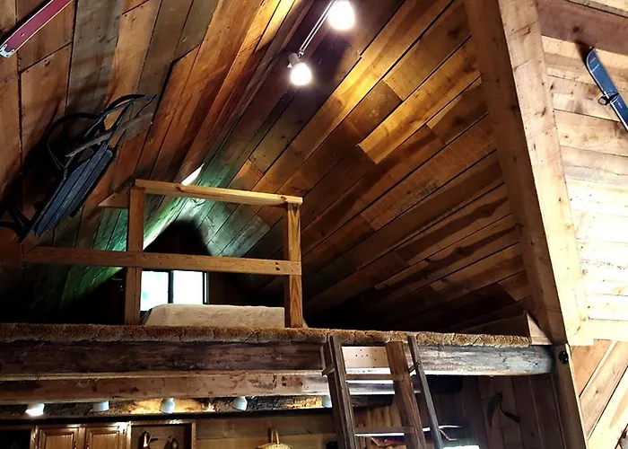 Family-Friendly Cabin Rental Nestled Among The Mountains Of Champion, Pennsylvania