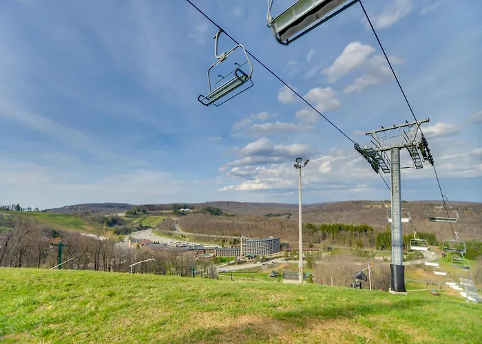 Ski-In/Ski-Out Seven Springs Mtn Condo W/ Shuttle!